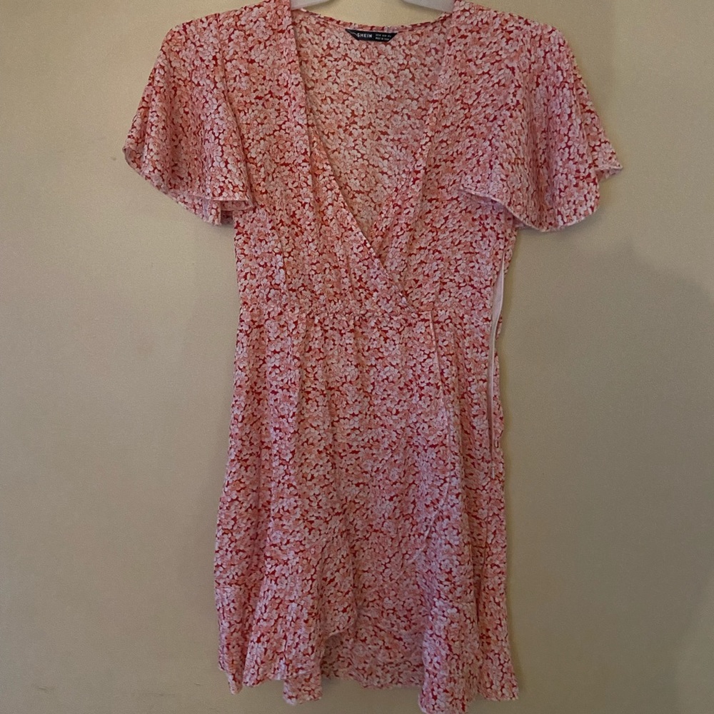 pink/red floral dress with tie waist